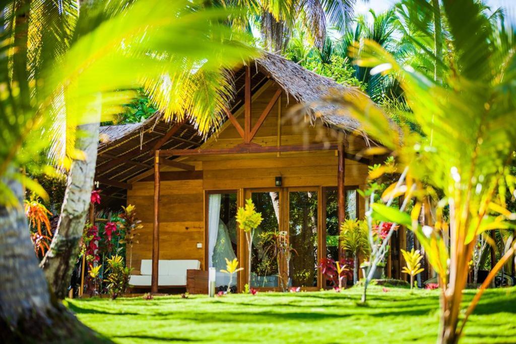 Awera Resort Tua Pejat Luaran gambar